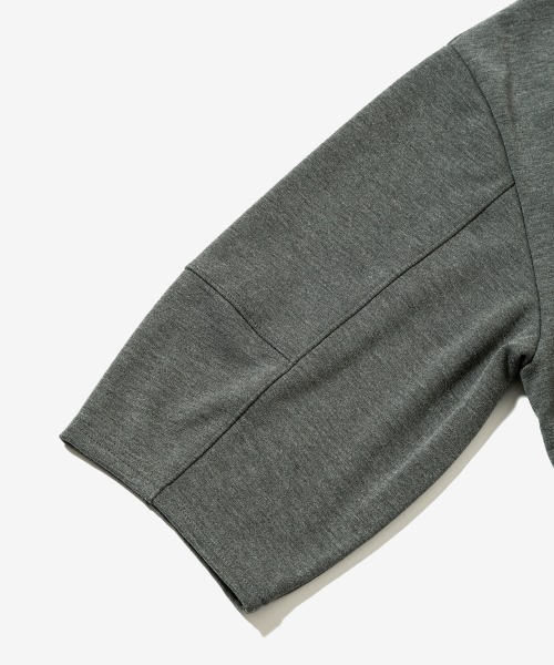 rehacer（レアセル）の「rehacer : Lanthanum Sleeve CS / ランタンスリーブカットソー（Tシャツ/カットソー・メンズ・ネイビー/チャコールグレー・SMALL/MEDIUM/LARGE/X-LARGE）」の13枚目の写真