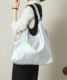 ITS'DEMO | 【A4対応】合皮Vカットトート(トートバッグ)