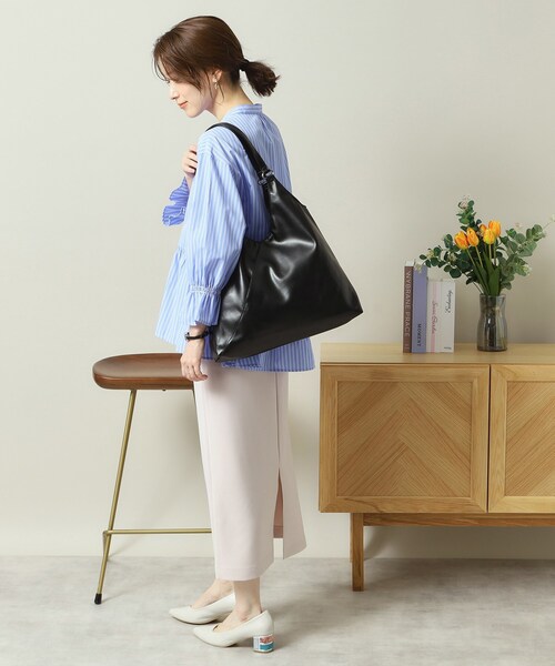 ITS'DEMO（イッツデモ）の「【A4対応】合皮Vカットトート（トートバッグ・レディース・ブロンズ/シルバー/ナチュラル/ブラック・00）」の10枚目の写真