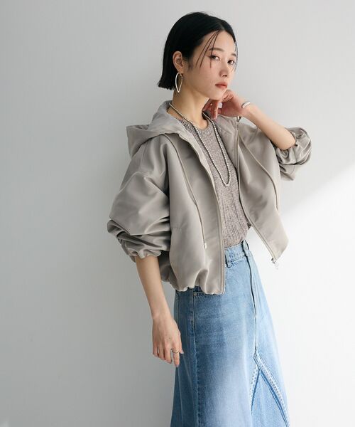 ELENCARE DUE(エレンカーレデュエ)の「・ELENCARE DUE バルーンショートマンパー(マウンテンパーカー・レディース・ブラック/ライトグレー/アイボリー・FREE)」の11枚目の写真