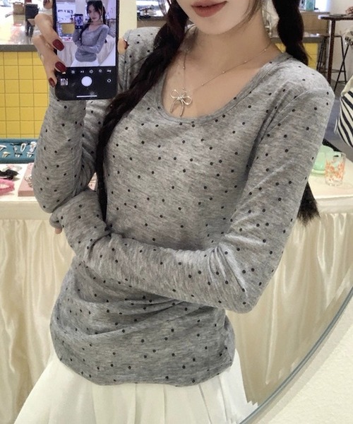 MEMECLE（メメクル）の「【 MEMECLE / メメクル 】ドット Uネックカットソー（Tシャツ/カットソー・レディース・グレー/アイボリー・S/M/L）」の9枚目の写真