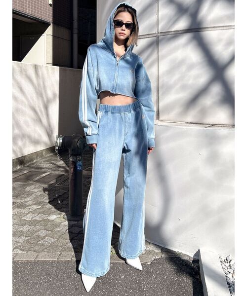 GYDA（ジェイダ）の「GD 2ラインカットデニムショートZIP UP
