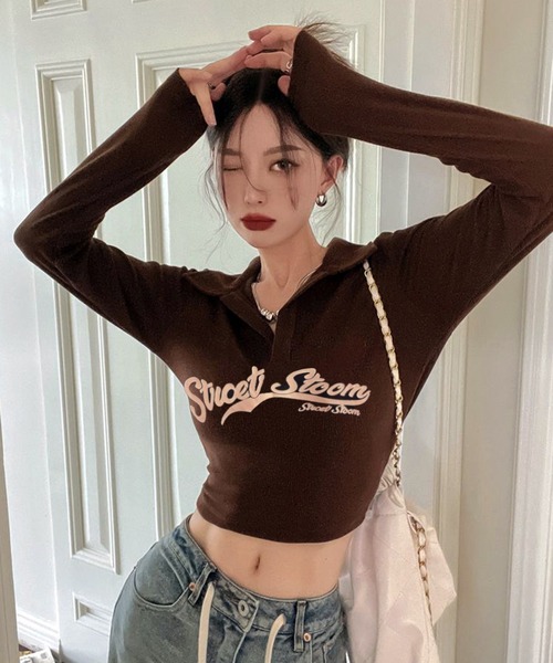 VIBGYOR（ヴィブジョー）の「【EIZZ/アイズ】ポロ襟 クロップド丈 ロゴ ロンT（Tシャツ/カットソー・レディース・ブラック/ブラウン/グレー/オフホワイト・FREE）」の14枚目の写真