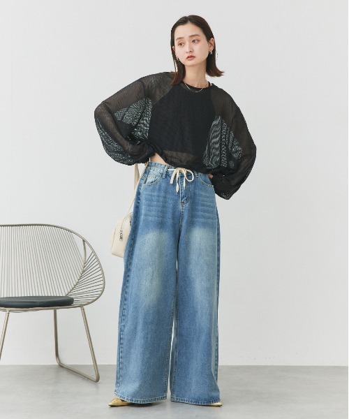ad thie(アドティエ)の「ショート丈 ドロストメッシュプルオーバー(Tシャツ/カットソー・レディース・ブラック/オフホワイト・FREE)」の4枚目の写真