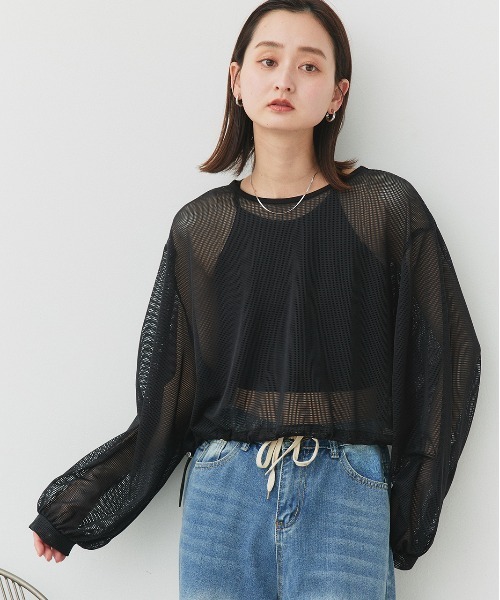 ad thie(アドティエ)の「ショート丈 ドロストメッシュプルオーバー(Tシャツ/カットソー・レディース・ブラック/オフホワイト・FREE)」の11枚目の写真