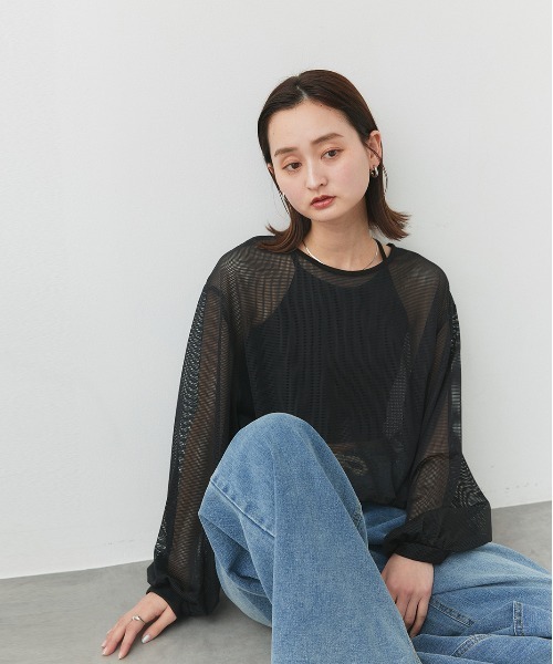 ad thie(アドティエ)の「ショート丈 ドロストメッシュプルオーバー(Tシャツ/カットソー・レディース・ブラック/オフホワイト・FREE)」の14枚目の写真