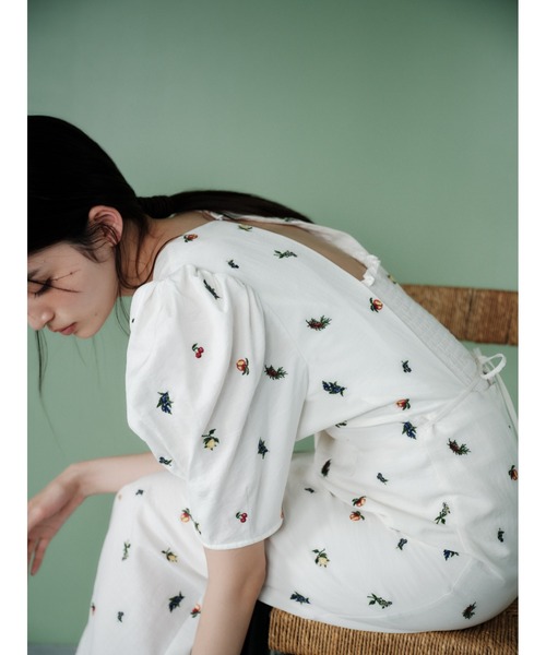 FRAY I.D フルーツエンブロイダリーパフスリーブワンピース セール】フルーツエンブロイダリーパフスリーブワンピース（ワンピース