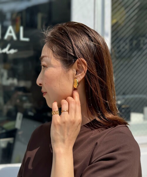 NOLLEY’S（ノーリーズ）の「ニュアンスプレートイヤリング（イヤリング・レディース・シルバー/ゴールド・FREE）」の4枚目の写真