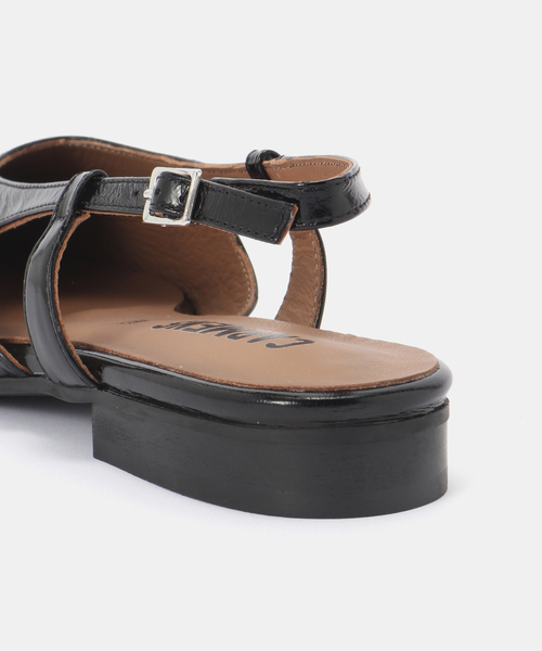 La TOTALITE（ラトータリテ）の「《WEB限定》【CARMENS/カルメンズ】 バックストラップフラットシューズ（その他シューズ・レディース・ブラック/アイボリー・36/37/38）」の6枚目の写真