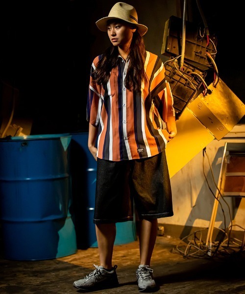 430（フォーサーティ）の「mp13632- ES PAINTER DENIM SHORTS 1-WASH デニムショートパンツ（デニムパンツ・メンズ・インディゴブルー/ブラック・0/1/2/3）」の3枚目の写真