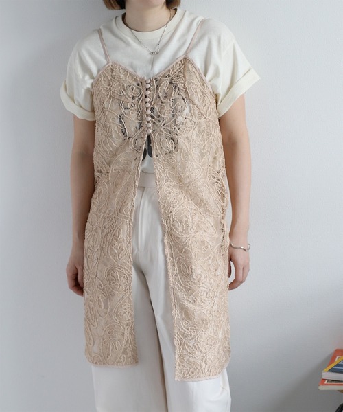 cepo（セポ）の「〈セットアップ対応〉ロープ刺繍シアーキャミワンピース（ワンピース・レディース・ベージュ/ブラック/オフホワイト・M）」の10枚目の写真