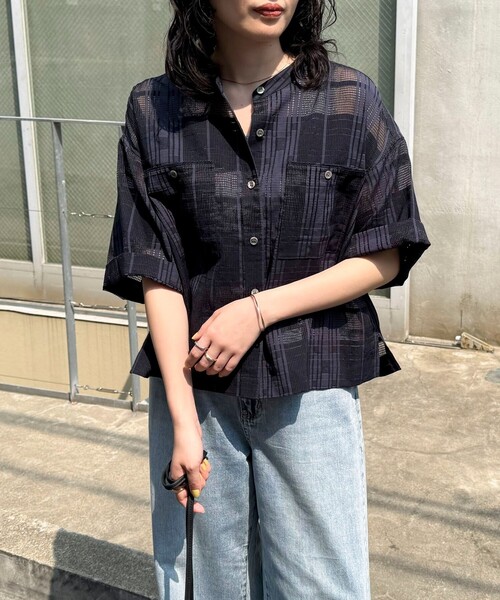 fredy emue(フレディエミュ)の「シアーチェック半袖シャツ(シャツ/ブラウス・レディース・ネイビー/オフホワイト・38)」の20枚目の写真