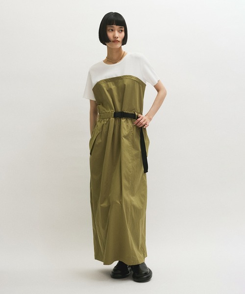 ADAM ET ROPE'(アダムエロペ)の「【サステナブル】撥水コンビワンピース(ワンピース・レディース・カーキ/ブラック・FREE)」の10枚目の写真
