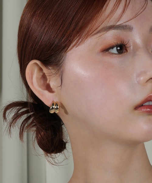 voov(ブーブ)の「ニュアンス ステンレスポスト ピアス(ピアス(両耳用)・レディース・シルバー/ゴールド・フリー)」の11枚目の写真