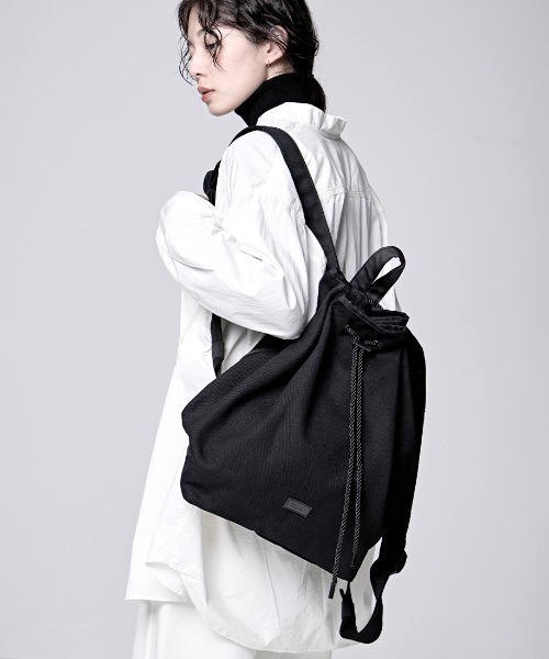 KLON(クローン)の「KLON LIGHT CANVAS RUCK SACK(バックパック/リュック・メンズ・ブラック・FREE)」の2枚目の写真