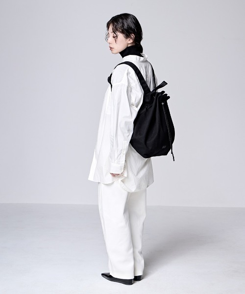 KLON(クローン)の「KLON LIGHT CANVAS RUCK SACK(バックパック/リュック・メンズ・ブラック・FREE)」の4枚目の写真