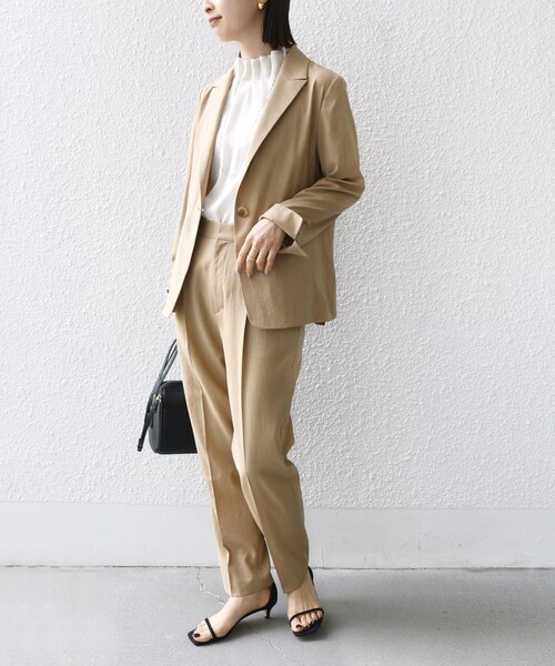 SHIPS（シップス）の「〈手洗い可能〉FUNCTIONAL テーパード パンツ（セットアップ対応）（その他パンツ・レディース・ベージュ/ネイビー・36/38/40）」の16枚目の写真