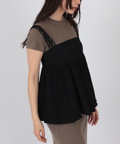 SUWDEE(スーディー)の「gather flare camisole blouse(キャミソール・レディース・アイボリー/ブラック・FREE)」の11枚目の写真