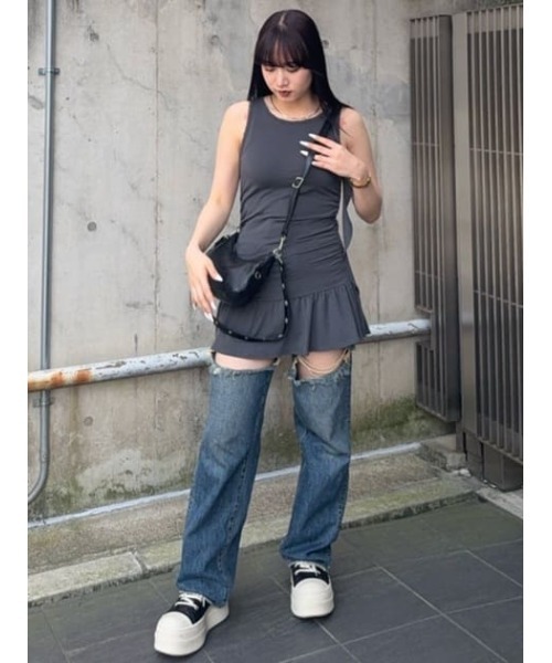 LAGUA GEM（ラグアジェム）の「CRASH POINT FRILL チュニック（Tシャツ/カットソー・レディース・チャコールグレー/ライトベージュ/カーキ・FREE）」の21枚目の写真