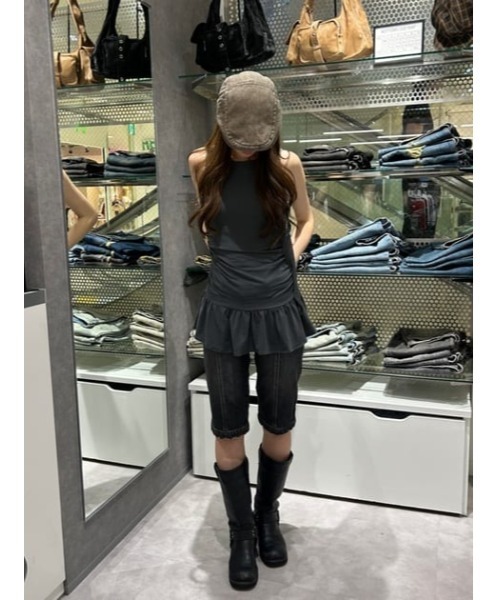 LAGUA GEM（ラグアジェム）の「CRASH POINT FRILL チュニック（Tシャツ/カットソー・レディース・チャコールグレー/ライトベージュ/カーキ・FREE）」の19枚目の写真