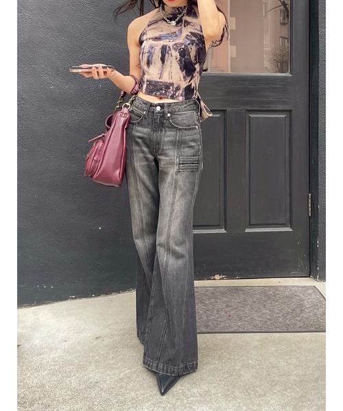 EVRIS（エヴリス）の「センターシームワイドフレアデニムパンツ（デニムパンツ・レディース・ブラック/インディゴブルー・SMALL/MEDIUM）」の13枚目の写真