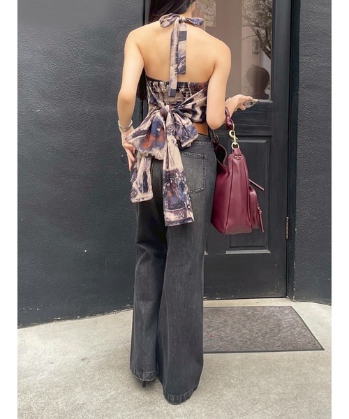 EVRIS（エヴリス）の「センターシームワイドフレアデニムパンツ（デニムパンツ・レディース・ブラック/インディゴブルー・SMALL/MEDIUM）」の12枚目の写真