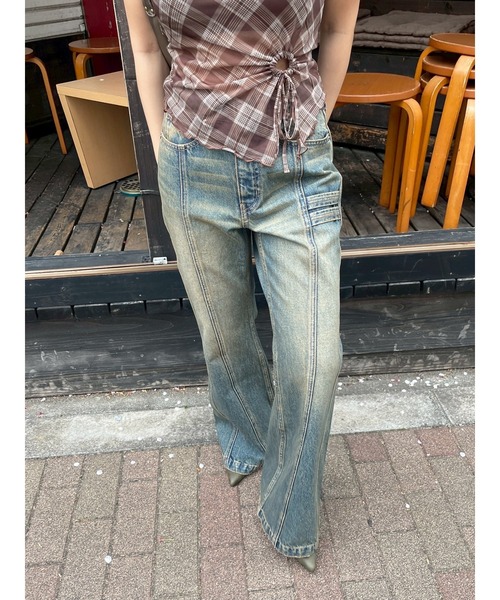 EVRIS（エヴリス）の「センターシームワイドフレアデニムパンツ（デニムパンツ・レディース・ブラック/インディゴブルー・SMALL/MEDIUM）」の8枚目の写真