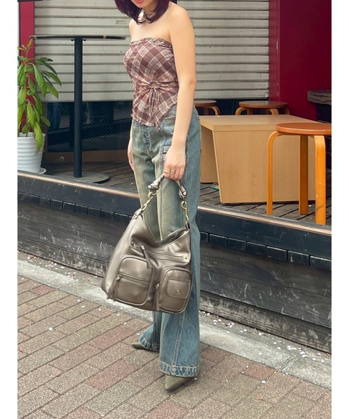 EVRIS（エヴリス）の「センターシームワイドフレアデニムパンツ（デニムパンツ・レディース・ブラック/インディゴブルー・SMALL/MEDIUM）」の16枚目の写真