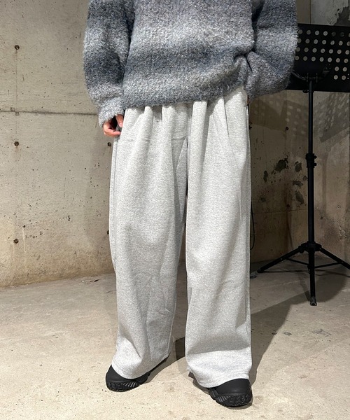 BEATJIVE（ビートジャイブ）の「ジャージ素材 ライン ワイド トラック パンツ スラックス スウェット（その他パンツ・メンズ・ブラック系その他2/グレー系その他/ブラック系その他/グレー系その他2・FREE）」の4枚目の写真