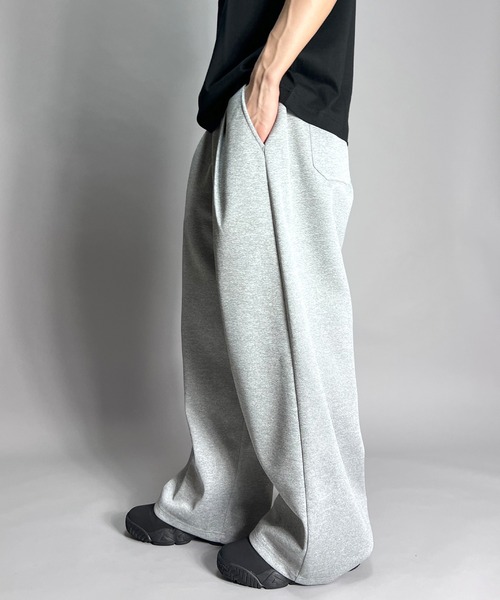BEATJIVE（ビートジャイブ）の「ジャージ素材 ライン ワイド トラック パンツ スラックス スウェット（その他パンツ・メンズ・ブラック系その他2/グレー系その他/ブラック系その他/グレー系その他2・FREE）」の5枚目の写真