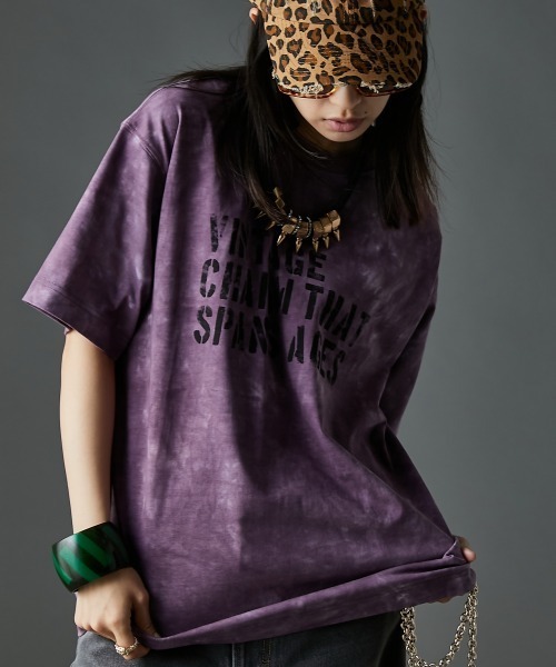 GEVS.(ジェイヴィス)の「綿100%ムラ染風ロゴプリントTシャツ<大きいサイズ有>GEVS.(Tシャツ/カットソー・レディース・オレンジ系/パープル系/ブラウン系・M/L/LL/3L/4L/5L)」の1枚目の写真