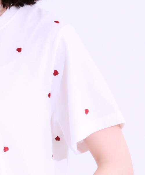 Cutie Blonde(キューティーブロンド)の「【S-LL】選べる4柄 デザイン刺繍アソートTシャツ(Tシャツ/カットソー・レディース・ライトグリーン系2/ネイビー系1/ブラック系/ホワイト系1/ライトイエロー系4/チャコール・01/04/03/02)」の20枚目の写真
