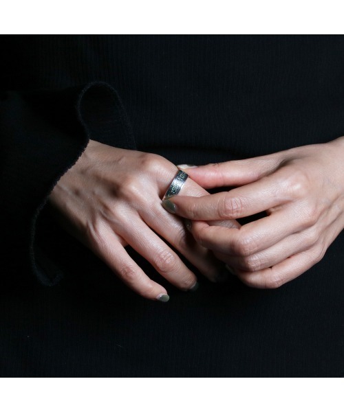 JAM HOME MADE（ジャムホームメイド）の「【受注生産】Back to the Future/バック・トゥ・ザ・フューチャー タイムマシン タイムサーキット リング（リング・メンズ・シルバー・#13/#11/#9/#7/#21/#19/#17/#15）」の4枚目の写真