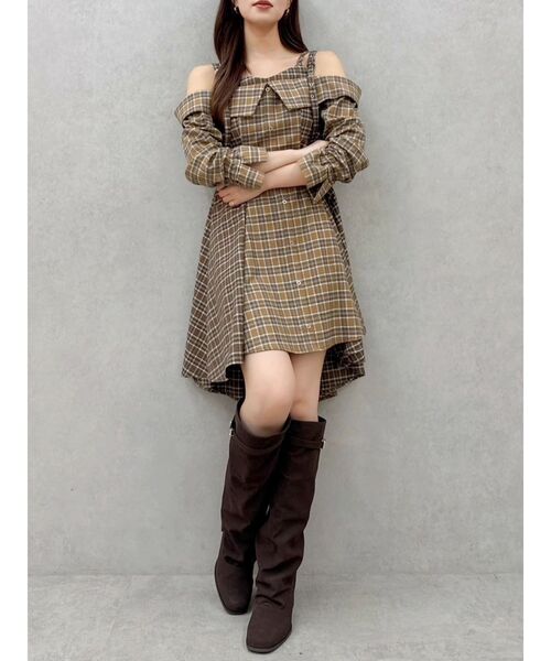 dazzlin（ダズリン）の「レイヤードイレヘムシャツワンピース（ワンピース・レディース・オフホワイト/キャメル/ネイビー・SMALL/MEDIUM）」の16枚目の写真