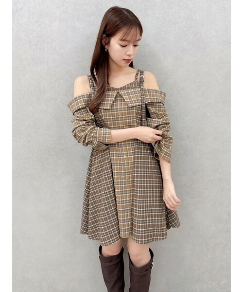 dazzlin（ダズリン）の「レイヤードイレヘムシャツワンピース（ワンピース・レディース・オフホワイト/キャメル/ネイビー・SMALL/MEDIUM）」の21枚目の写真