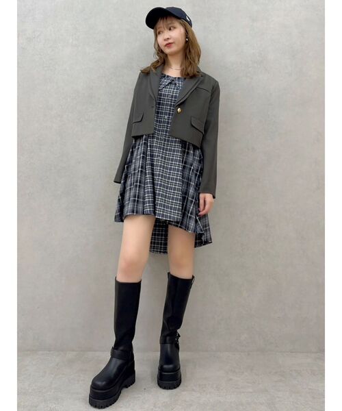 dazzlin(ダズリン)の「レイヤードイレヘムシャツワンピース(ワンピース・レディース・オフホワイト/キャメル/ネイビー・SMALL/MEDIUM)」の21枚目の写真