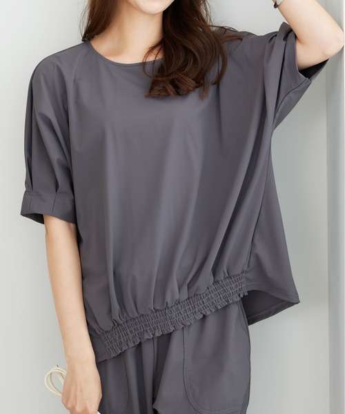 BELLUNA PLUS(ベルーナ)の「ヒンヤリ爽快!裾ギャザープルオーバー(Tシャツ/カットソー・レディース・サックスブルー/チャコール/ブラック/ターコイズブルー・LARGE/MEDIUM/X-LARGE)」の2枚目の写真