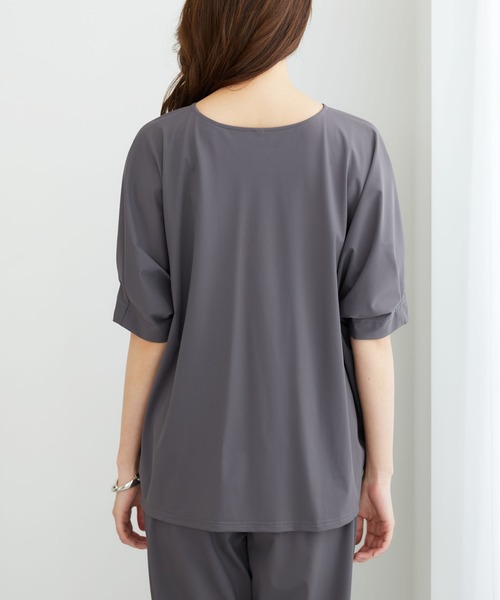 BELLUNA PLUS(ベルーナ)の「ヒンヤリ爽快!裾ギャザープルオーバー(Tシャツ/カットソー・レディース・サックスブルー/チャコール/ブラック/ターコイズブルー・LARGE/MEDIUM/X-LARGE)」の11枚目の写真