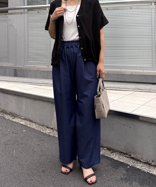 Jena espace merveilleux(ジェナ エスパスメルヴェイユ)の「【ムレないベタつかない!】デニムライクカーブパンツ(その他パンツ・レディース・ブルー/ネイビー・FREE)」の3枚目の写真