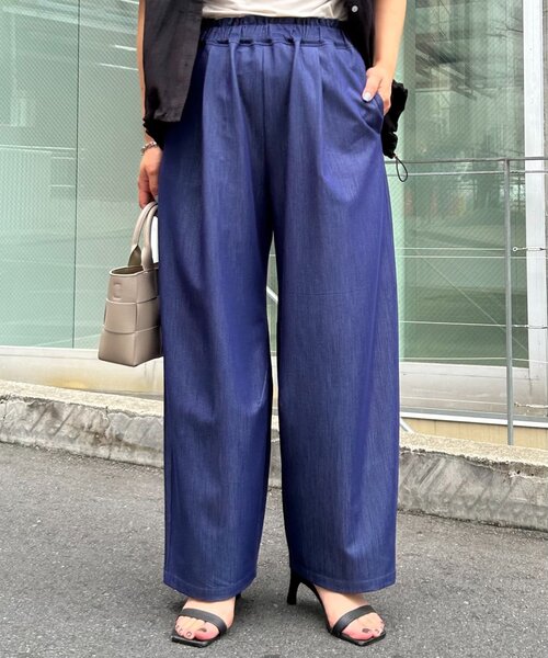 Jena espace merveilleux(ジェナ エスパスメルヴェイユ)の「【ムレないベタつかない!】デニムライクカーブパンツ(その他パンツ・レディース・ブルー/ネイビー・FREE)」の7枚目の写真