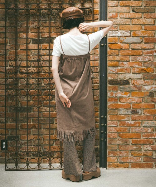 niko and...(ニコアンド)の「【NKJ 2025AW】COMPACT FLARE DENIM(デニムパンツ・レディース・インディゴブルー/チャコール/ブラウン/ネイビー・LARGE/MEDIUM)」の17枚目の写真