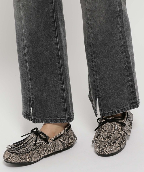 niko and...(ニコアンド)の「【NKJ 2025AW】COMPACT FLARE DENIM(デニムパンツ・レディース・インディゴブルー/チャコール/ブラウン/ネイビー・LARGE/MEDIUM)」の7枚目の写真