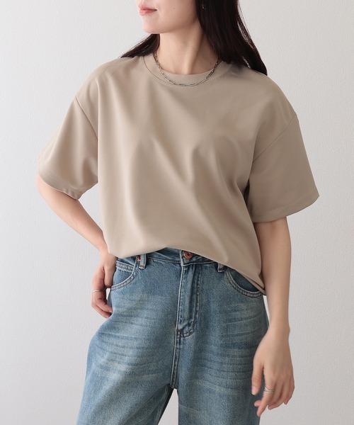 Lace Ladies(レースレディース)の「クルーネック ベーシック ドロップショルダー 半袖 Tシャツ(Tシャツ/カットソー・レディース・ブラック/グレイッシュベージュ/ホワイト/グリーン/ベージュ・M/L/XL/S)」の3枚目の写真