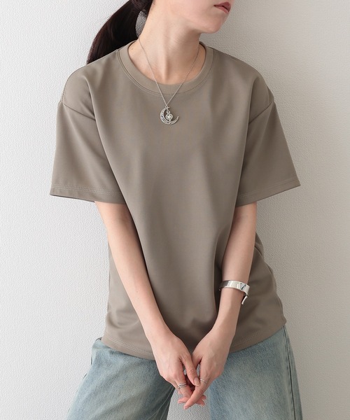 Lace Ladies(レースレディース)の「クルーネック ベーシック ドロップショルダー 半袖 Tシャツ(Tシャツ/カットソー・レディース・ブラック/グレイッシュベージュ/ホワイト/グリーン/ベージュ・M/L/XL/S)」の7枚目の写真