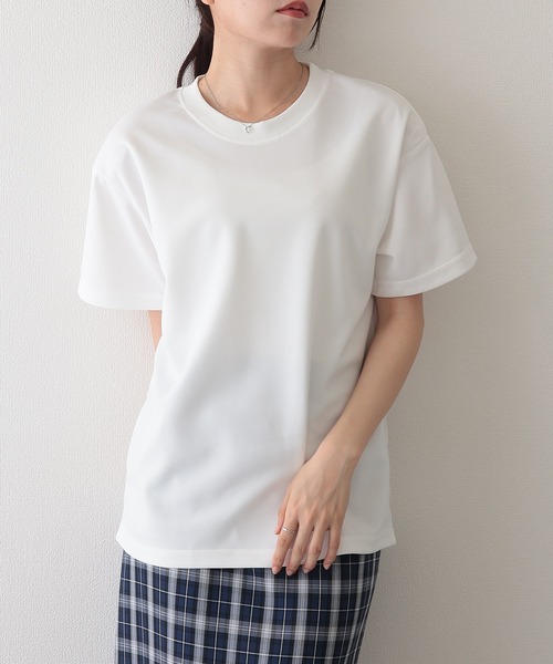 Lace Ladies(レースレディース)の「クルーネック ベーシック ドロップショルダー 半袖 Tシャツ(Tシャツ/カットソー・レディース・ブラック/グレイッシュベージュ/ホワイト/グリーン/ベージュ・M/L/XL/S)」の16枚目の写真