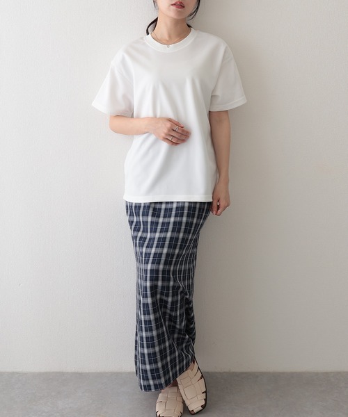 Lace Ladies(レースレディース)の「クルーネック ベーシック ドロップショルダー 半袖 Tシャツ(Tシャツ/カットソー・レディース・ブラック/グレイッシュベージュ/ホワイト/グリーン/ベージュ・M/L/XL/S)」の17枚目の写真