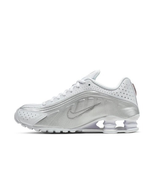 NIKE（ナイキ）の「NIKE Wmns Shox R4（ナイキ ウィメンズ ショックス R4）（スニーカー・レディース・ホワイト系/ブラック系2/ブラック系1・25cm/23cm/24.5cm/24cm/23.5cm）」の5枚目の写真