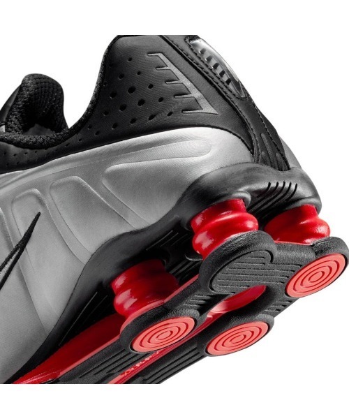 NIKE（ナイキ）の「NIKE Wmns Shox R4（ナイキ ウィメンズ ショックス R4）（スニーカー・レディース・ホワイト系/ブラック系2/ブラック系1・25cm/23cm/24.5cm/24cm/23.5cm）」の14枚目の写真
