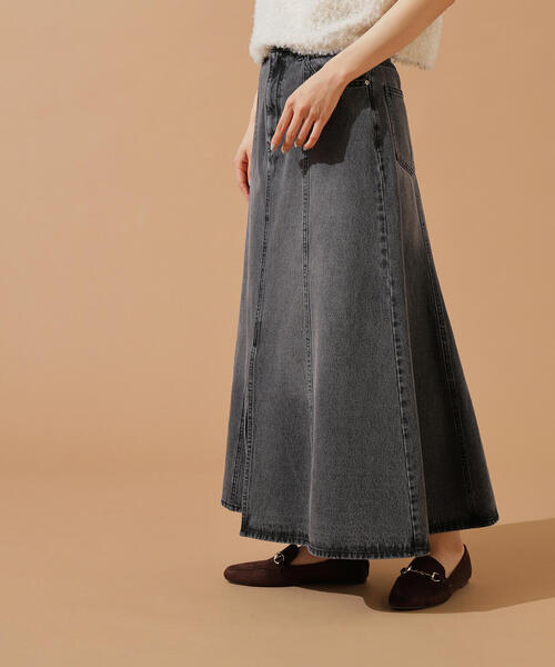 N.(N. Natural Beauty Basic)(エヌエヌナチュラルビューティーベーシック)の「パネル切替デニムフレアスカート(デニムスカート・レディース・ブルー/ブラック・MEDIUM)」の12枚目の写真