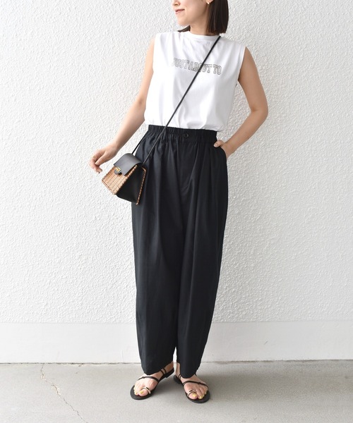 SHIPS.me(シップスミー)の「【ZOZO限定】SHIPS.me: 綿麻 タック バルーン パンツ(その他パンツ・レディース・ナチュラル/カーキ/ブラック/ライトベージュ/サックスブルー/ダークブラウン/ネイビー/イエロー・マルチサイズ)」の18枚目の写真